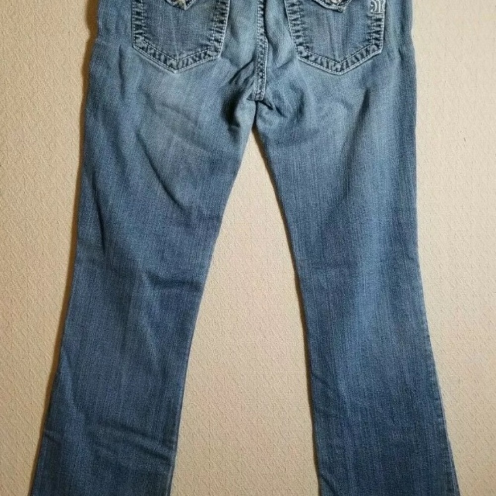 Miss Me jeans. Size 29. Easy boot. Mid rise.